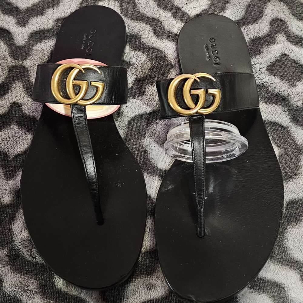 Gucci Double G Black Thong Sandels